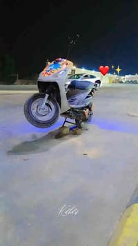 دراجه ماكس قجمه البيع السعر 600 وبيه مجال شي قليل مستعجل على بيعته محت...