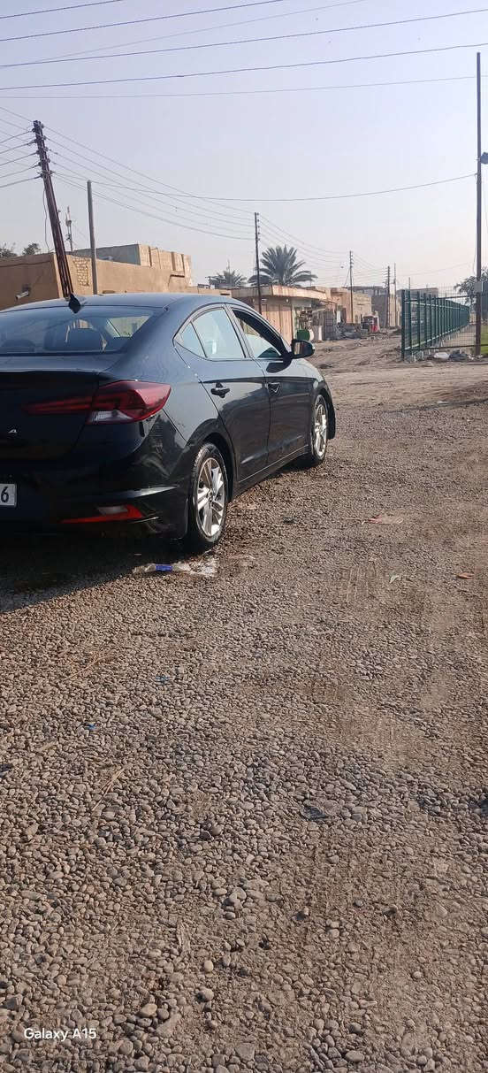 السلام عليكم النترا 2020 وارد امريكي كير ايتي رقم بغداد سعرها 125 وبيها مجال مكاني ابو غريب هذا رقمي ***********
