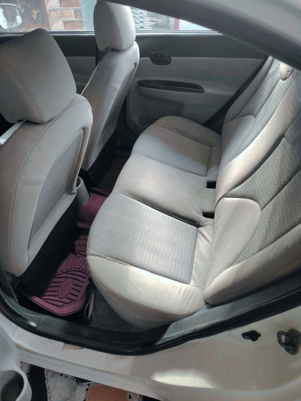 السلام عليكم هاي السياره اكسنت موديل 2010 للبيع السنويه تنتهي شهر العاشر 2026 سنويه  عضم عاج الاستفسار عل هذا الرقم ***********
