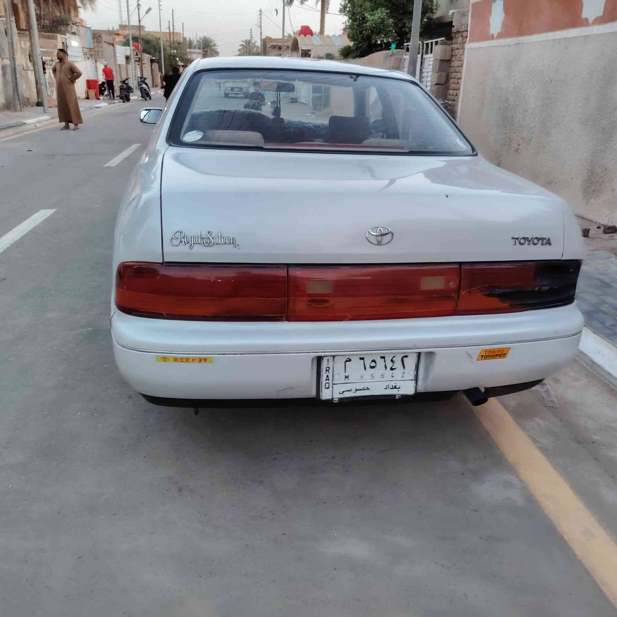 سيارة للبيع بطه سوبر كراون موديل١٩٩٣ السنويه نافذه لل٢٠٢٧ ما بيها تبريد حدادية خير من الله ومحرك وكير هم خير من الله السعر ٦١ وبيها مجال حك الجيه السيارة مو باسمي بس راعيها موجود مكفوله من القص ونقل الجثة للاستفسار الاتصال على هذا الرقم *********** ***********
