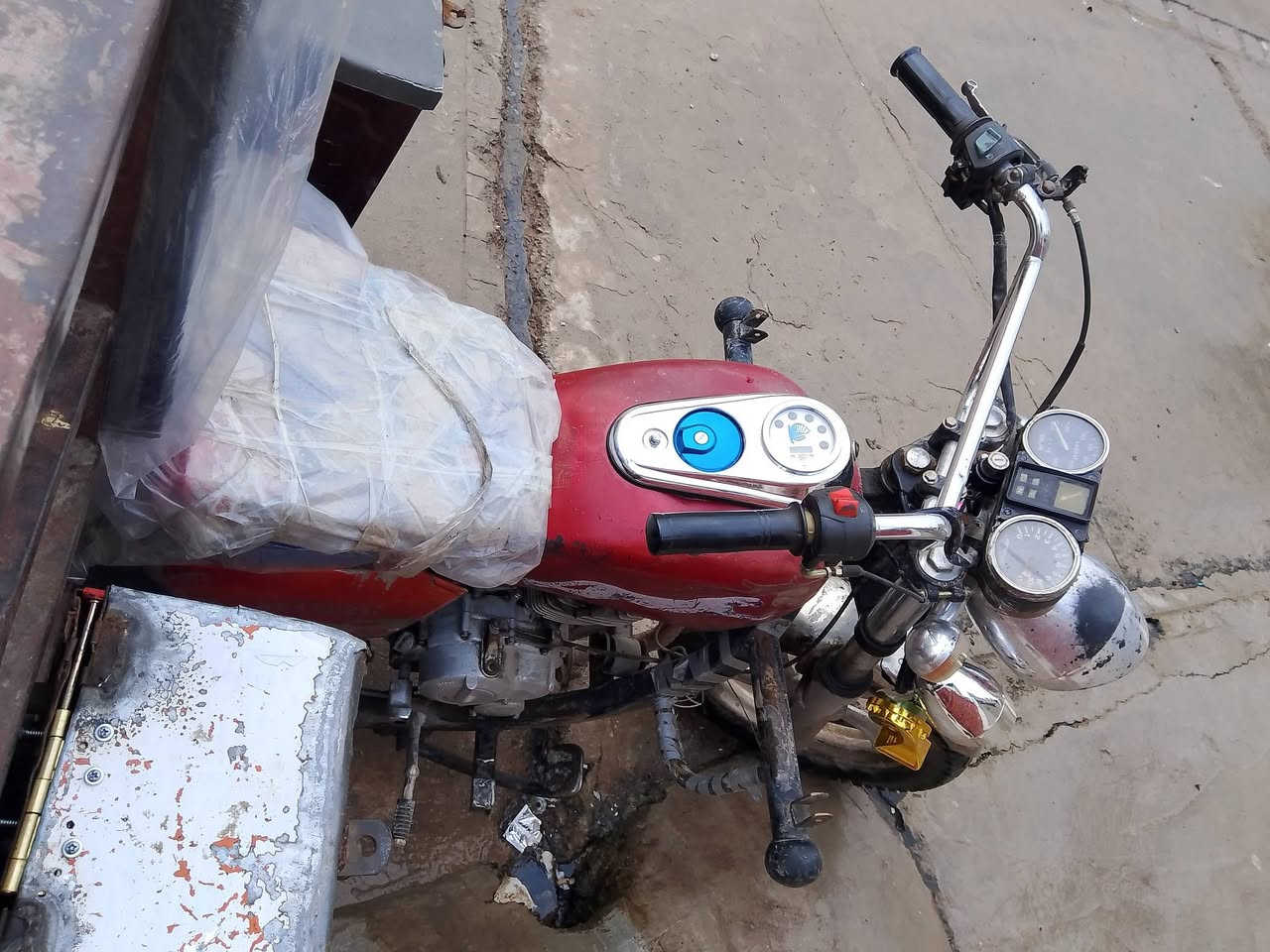 ستوته للبيع 2016 محرك 2022 بيها موصل ايسر*********** منام في اس بيها واتساب السعر 850 بمجال
