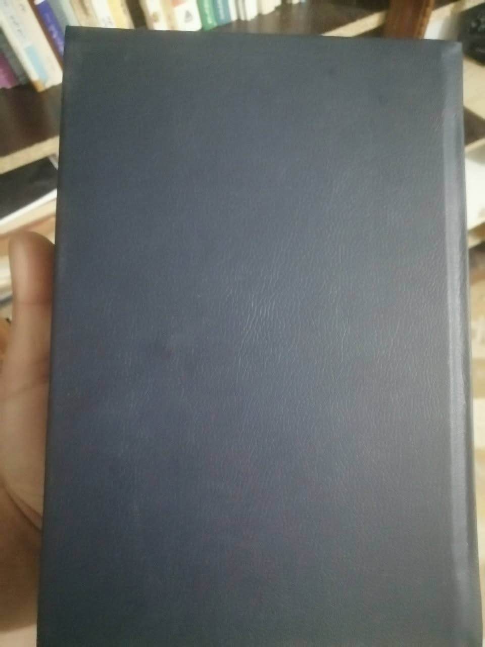 كتاب إظهار الحق
الشيخ الحاج رحمة الله الهندي الدهلوي القرشي العثماني
جزأين بمجلد تجليد فني حديث
تمت طباعته لأول مرة في عهد السلطان الغازي عبدالحميد خان وذلك في المطبعة العامرة الشرفية عام ١٣٠٥ هجرية
(  عمر الكتاب ١٤٢ سنة )
السعر 60 ألف دينار


**إذا كنت صاحب هذا الإعلان وتريد حذفه لأي سبب، رجاءا أرسل رسالة إلى الدعم الفني**