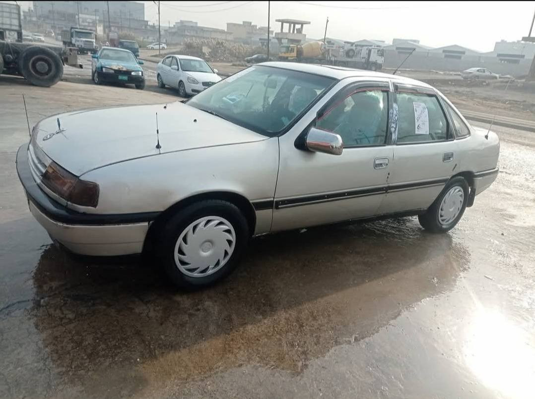 بدون لا تحويل لا ولا وكاله مكاتبه فقط الشرعي متوفي وما ندلو مكفوله من كلشي اوبل فكترا للبيع حجم 20 كير محرك شرط بدون صبغ بدون ضرر صياره جاهزه ترايك وين ماتريد سياره مال جناي السعر 25 مكان السياره حي القاهره الرقم الموبايل ***********
