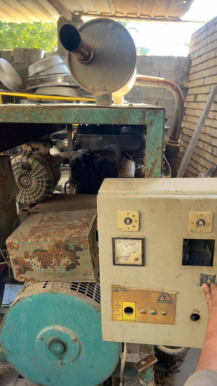 السلام عليكم مولدة محرك كية للبيع للإستفسار عنها اكثر التواصل مع الرقم 
‏‪0771 815 7329‬‏
مكان كربلاء
