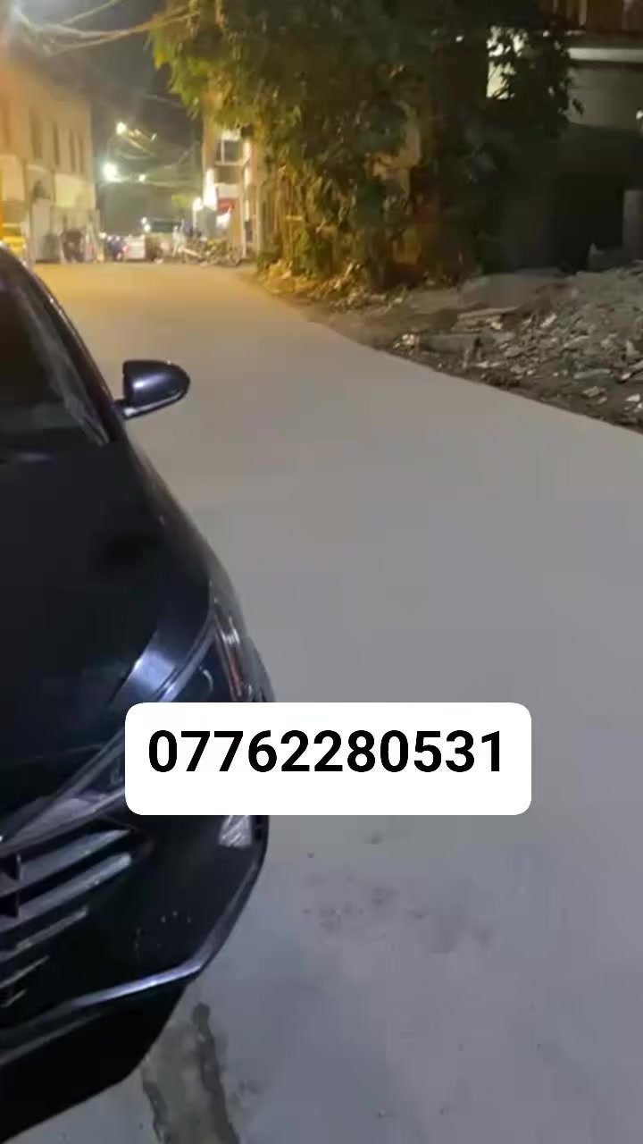 للبيع قطعه ٢٠٠مترديالى كورنيش نزلت شارع الحمام سوك ثاني قطعه تبعد عنه طابو زراعي سند ٢٥بسعر مناسب تواصل على رقم ***********
