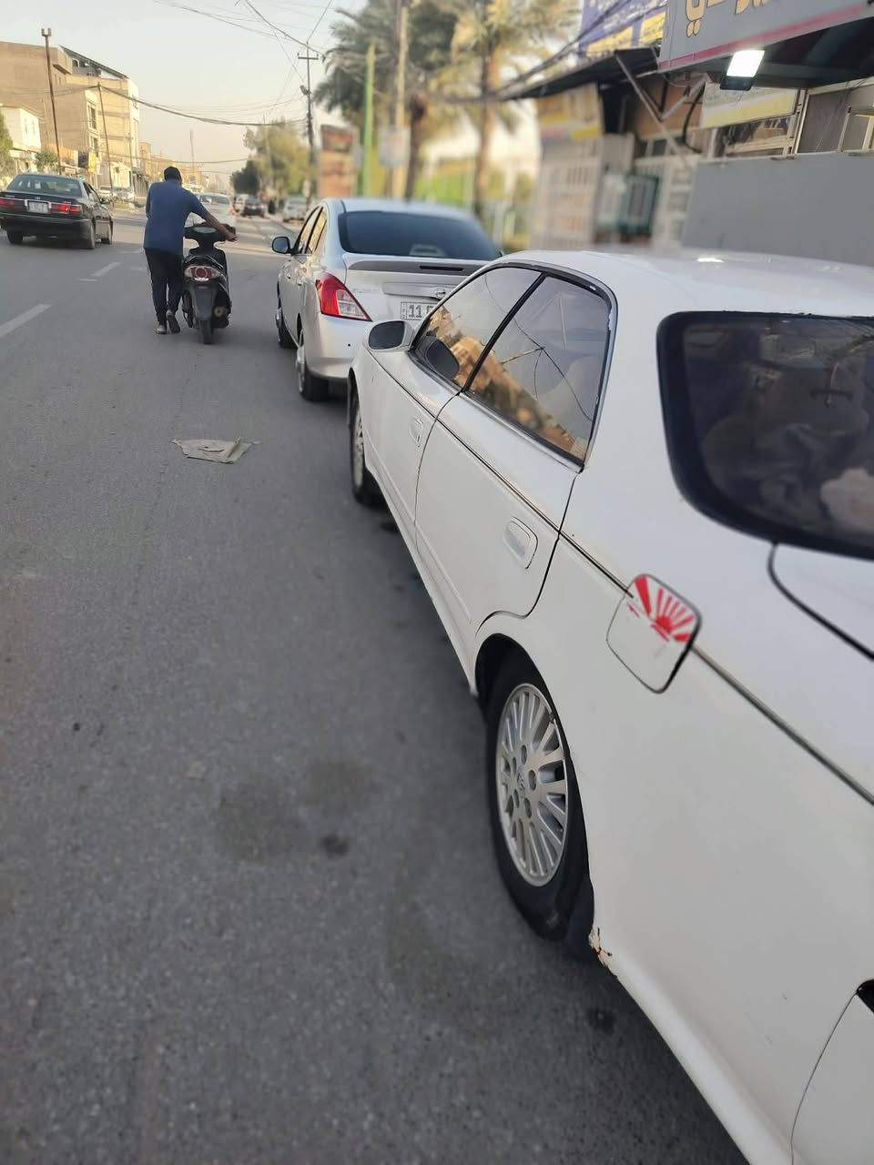 سلام عليكم سياره مارك للبيع مكفوله من كصه ونقل جثه وكير ومحرك السعر ٣٥وبيه مجال النجف مكلف بل نشر رقم ***********
