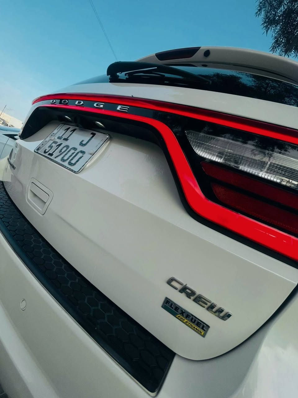 السلام عليكم..
دورنكو 2011 رقم بغداد بأسمي هزه وارقام جدد

وارد كندي كلين فقط بنيد محدث والقديم موجود مكفوله من الضربه السياره

فول مواصفات عدا الفتحه
مكينة 6 سلندر 3.6
7 راكب 4 قطع تبريد
شاشه وكاميرا خلفيه
كشنات جلد كهرباء
جنطه كهرباء
اشاير بالمري ومري قلاب ع البك
ذاكره بالكشن

السياره جديدة وجاهزه ماشيه 153 تراي زيرو والسيارة صافيه لا شخوط ولا طخات ولا بارد

مكانها كربلاء
السعر 168 ورقه
***********
