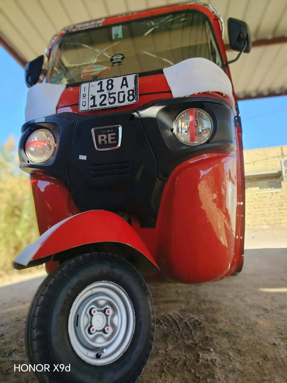 السلام عليكم تكتك البيع 22شهر 11 كفاله عامه ابيع فارغ مكلف بل نشر وهاذه رقم راعيه ‪***********‬
