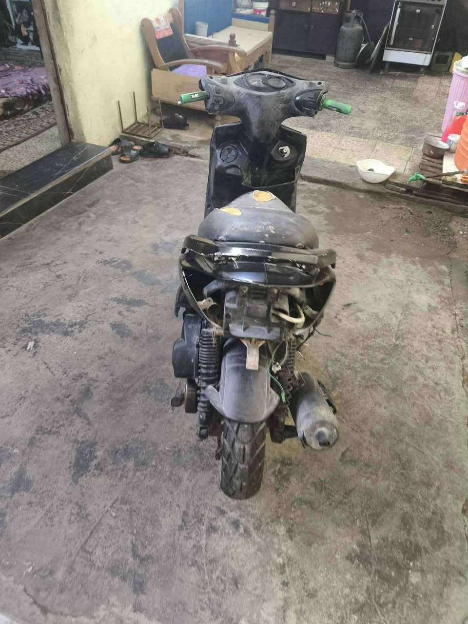 سلام عليكم سكنس فحل اليوم طفت عدي كلولي كهربائيات اني ابيع كوم حديد تجي تحمل وتروح  امانت الله دراجة جانت تشك الكاع ب250 قفل هذا رقمي ***********
