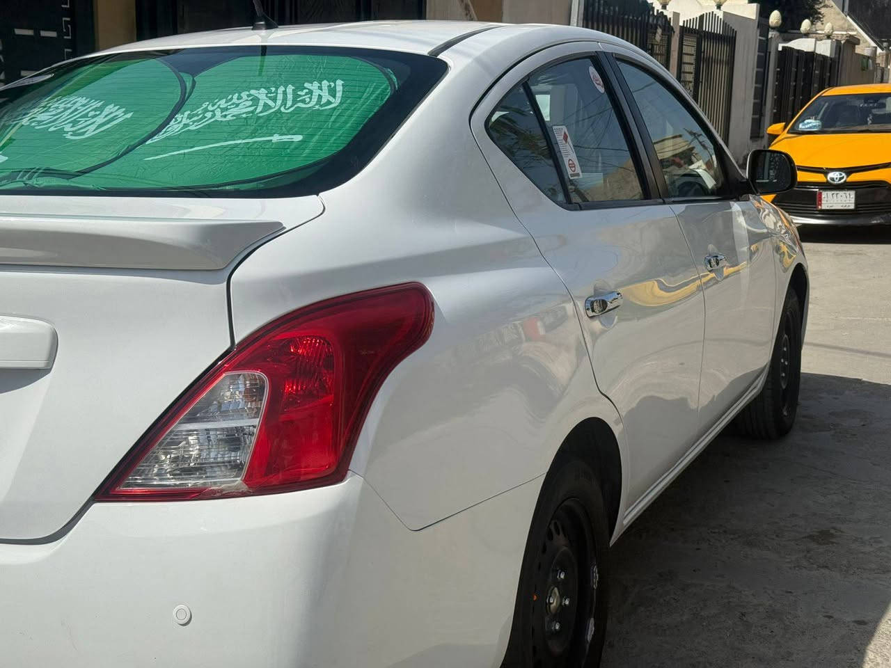 لاكشمي بأي لىبيع موديل 2021سياره بدون صبخ فقط بيها 3مكانات بارد صغار سياره جاهزه من كلشي جديده ماشيه 71دفتر بانزين موجود رقمها اربيل مكينه كير جديد بشرط فقط للبيع اعتذر عن المروسه والقصد مكانها كركوك سعرها 115اشري يتصل عرقم ***********
