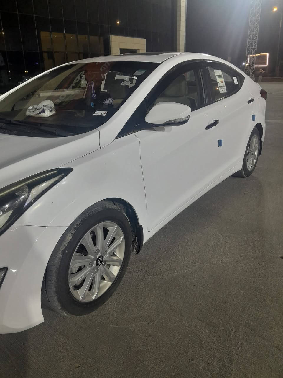 السلام عليكم النترا 16 خليجي 1800 مكفوله ضربه تبديل بيه بارد مأشر عليه رقم بصره بأسمي السعر 127 عنوان بصره حي لاساتذه *********** مكينه كير كفاله
