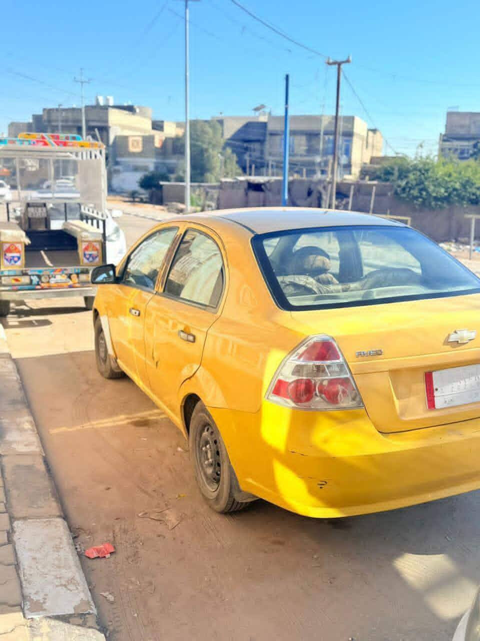 السلام عليكم
@إشارة 
افيو ٢٠١٠ صفرة رقم نجف 
مكينه جديدة +حدادية جديدة ومحرك مفتوح كير عادي
مصفرة من غرامات ولهيئة مكفولة من ضربة وصبغ فقط بيها دحجة وخياسات سيارة مرتبة ونضيفة سيارة بسمي ثاني يوم تتحول سعرها ٤٨ وبيها مجال اقتنع وبيك خير وتدلل بيها مجال 
لاتصال او مراسلة واتساب ***********
