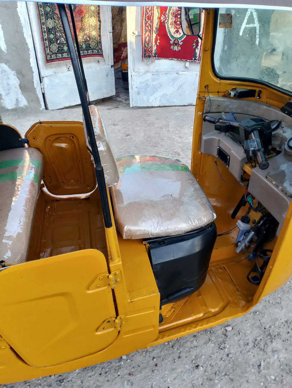 سلام وعليكم تكتك للبيع مديل 2018/11تكتك معمره جديد مكينه جديده تكتك فول رقم او سنويه وعنواني  ابو غريب الحصوة غرب جامع مديحة ***********
