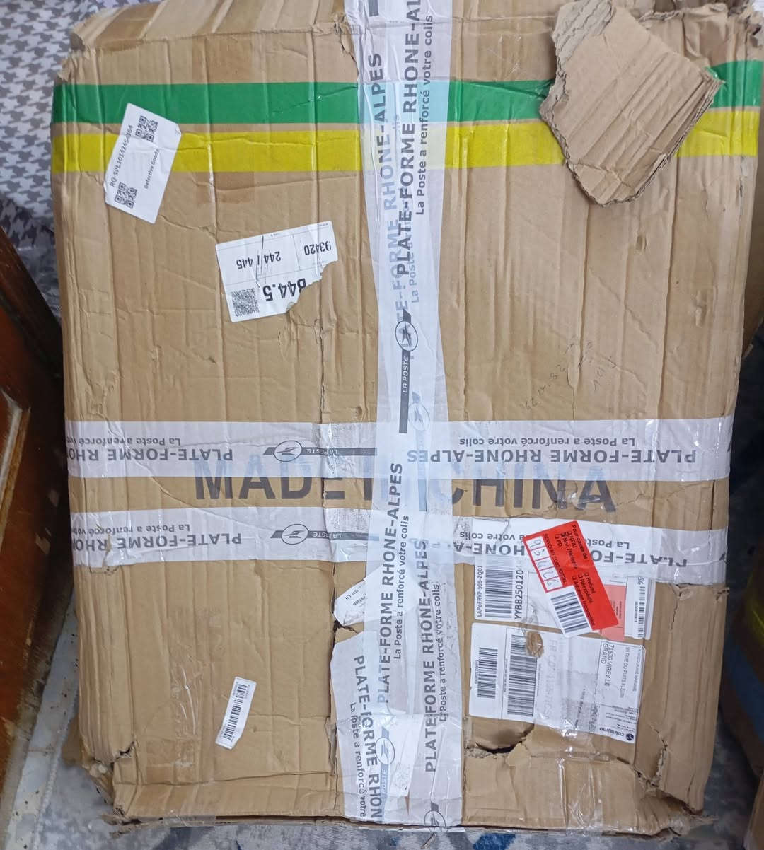 يتوفر لدينا اسره احجام من نوع السفري يتحمل اوزان ثقيلة تبدأ الاسعار من 25 الى 30 حسب الحجم يتوفر توصيل لجميع المحافظات العراق 
***********
