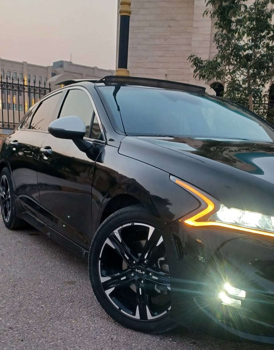 يالله كي فايف موديل 2023 وارد امريكي بدون رقم منفيس بسمي   
فول مواصفات خنك 1على 1 مكينة وكير وحدادية وتايرات وتبريد❄️ خير من الله جاهزة فول حادثهة ٣ قطع صبغ بدون دواخل فقط 
السعر 143 وبيهة مجال للطيبين 
مكاني كربلاءرقم(***********)
