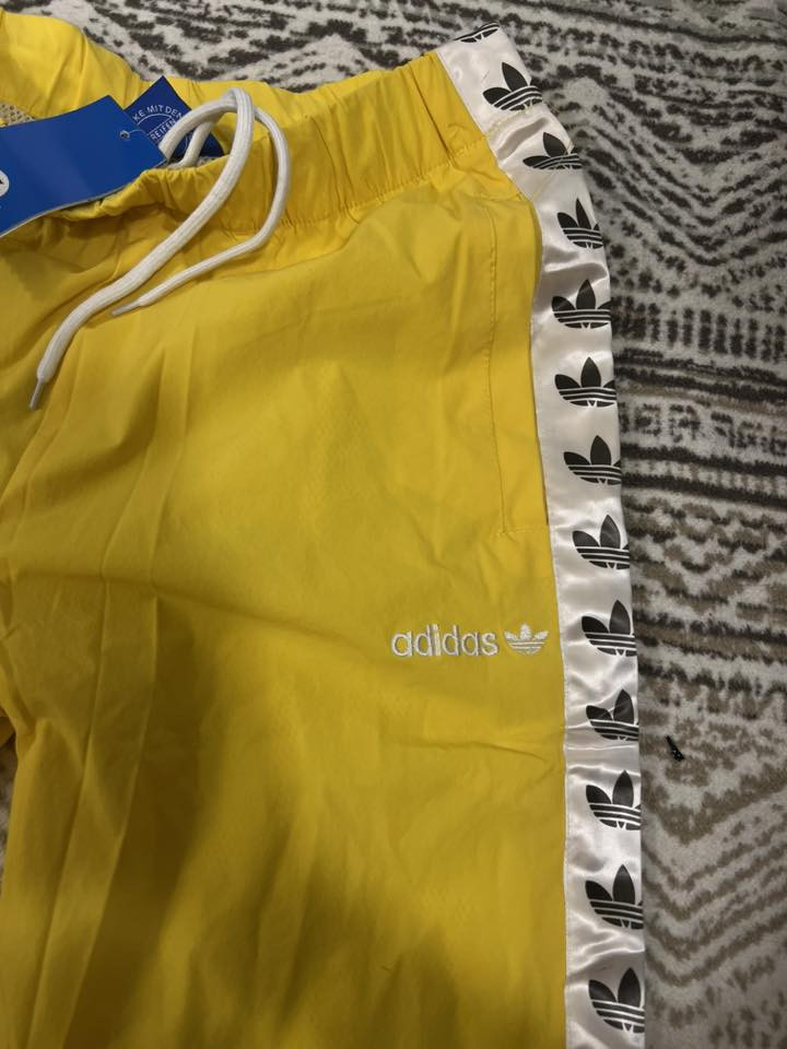 اديداس وتر بروف قياس XL بالة غير مستخدم بالليبل


**إذا كنت صاحب هذا الإعلان وتريد حذفه لأي سبب، رجاءا أرسل رسالة إلى الدعم الفني**