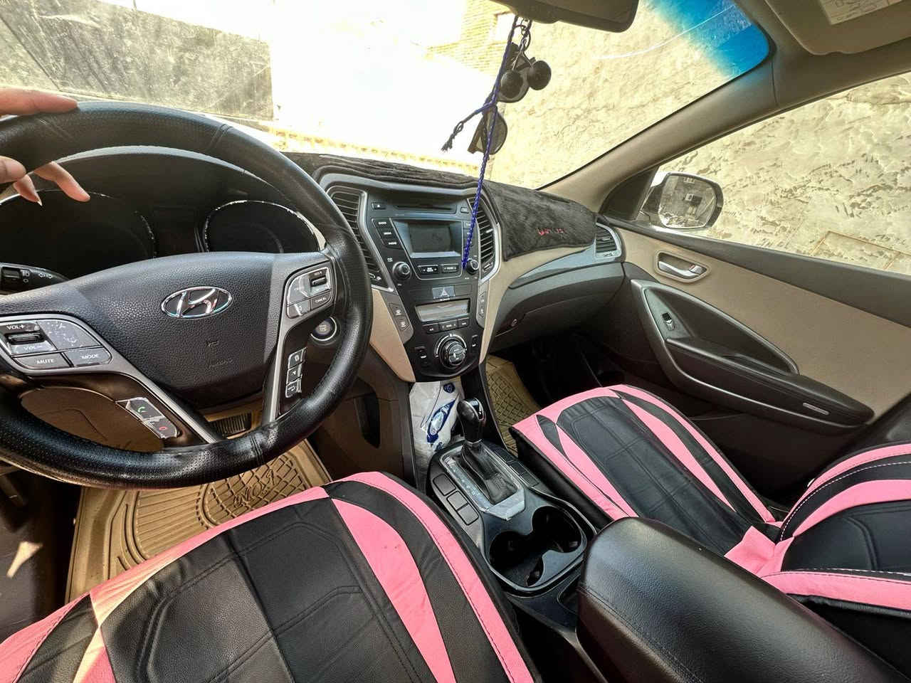 سلام عليكم
سنتافي مديل 2014فول فول مواصفات بني رامه
مكفوله كفاله عامه
مكينه كير مكفولات حته من الفتح
السعر 197وبيها مجال 
البصره قضاء المدينه
***********
