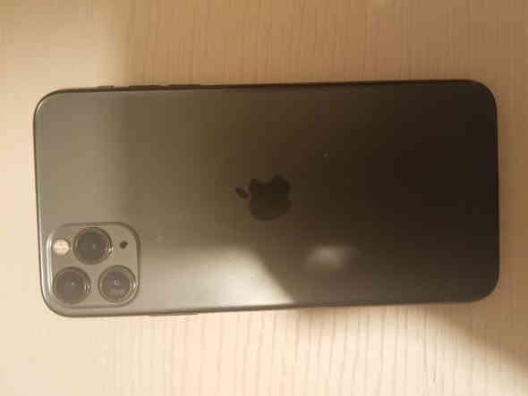 السلام عليكم مبايل 11 برو ماكس للبيع أو مراوس ب مبايل 13 برو ماكس كون نضيف ونطي فرق التفاصيل موضح ب الصور 
الرقم ***********
حط سعرك وإنه اراسلك 
العنوان/ الناصريه سوگ الشيوخ
الجهاز مكفول من الفتح وتبديل بطاريه وتبديل شاشه
