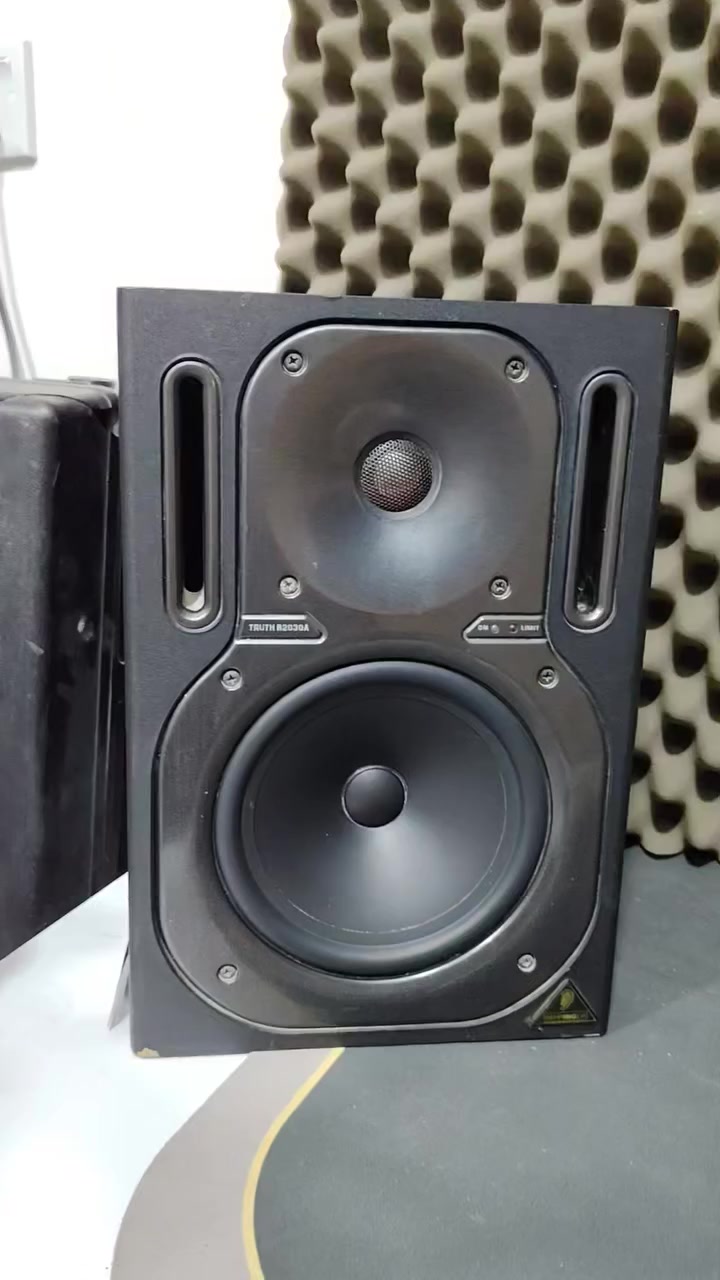 الحجم ٧ ونص


**إذا كنت صاحب هذا الإعلان وتريد حذفه لأي سبب، رجاءا أرسل رسالة إلى الدعم الفني**