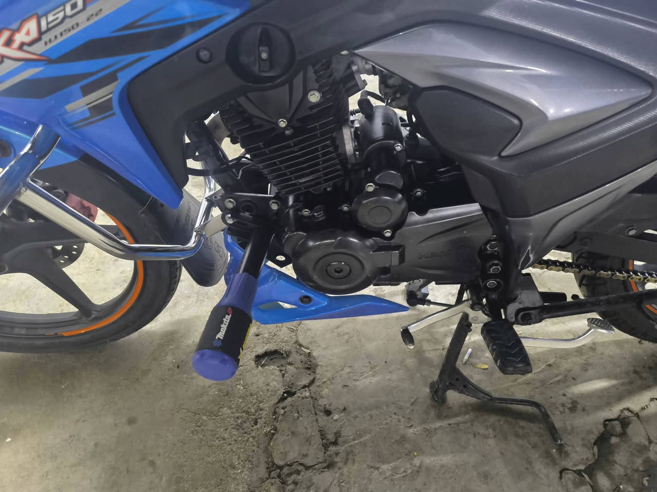 ياألله
هاوجي جديد موديل 2020 مسجل سنويه ولوحات انكليزي تحويل ثاني يوم السعر 15 وبي مجال 
الاستفسار ***********
السكن رمادي حي التأميم
