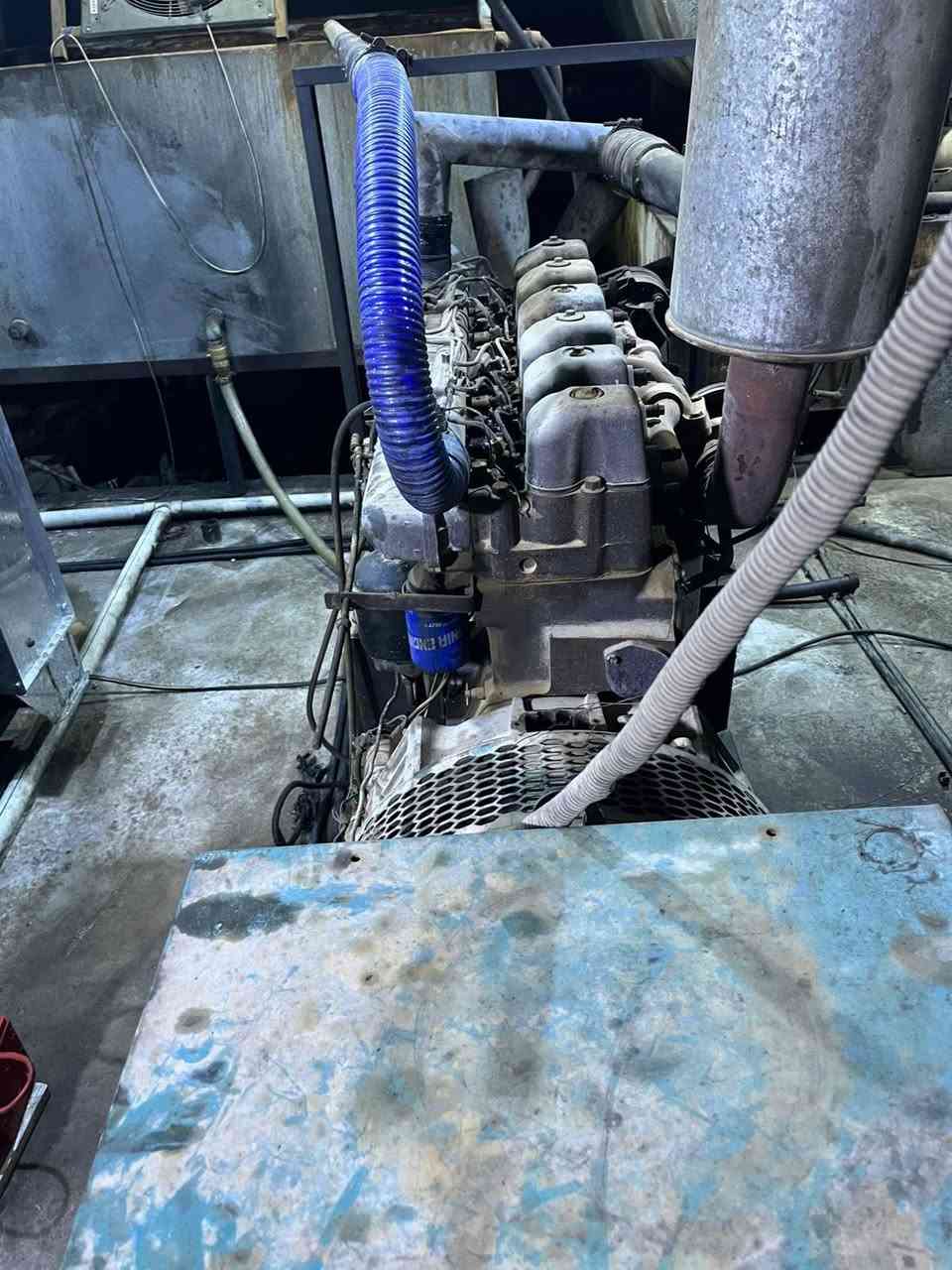 متاح سكانيه بومه ٩٤ راس توليد ٢٥٠ بلادي مكينه ستندر ونضيفه وشغاله بس تبخر يرادلها تجفيته سعر ٤٠ وبيها مجال لشراي يتصل ***********
