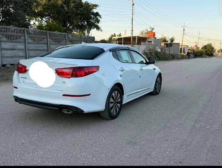 كيا اوبتيمه 2014 وراد أمريكي ضربتها جاملغ وشبر من البنيد جاملغ خلفي بدون دواخل مكينه 2400 توها شادها رقم بغداد نكليزي بسمي حدايديه جديده مكان السياره ذي قار مكلف بالنشر اتصل عل رقم 
***********

