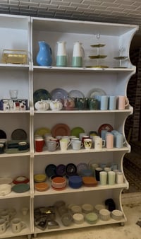 محل للبيع • رفوف وأغراض • كركوك شوراو