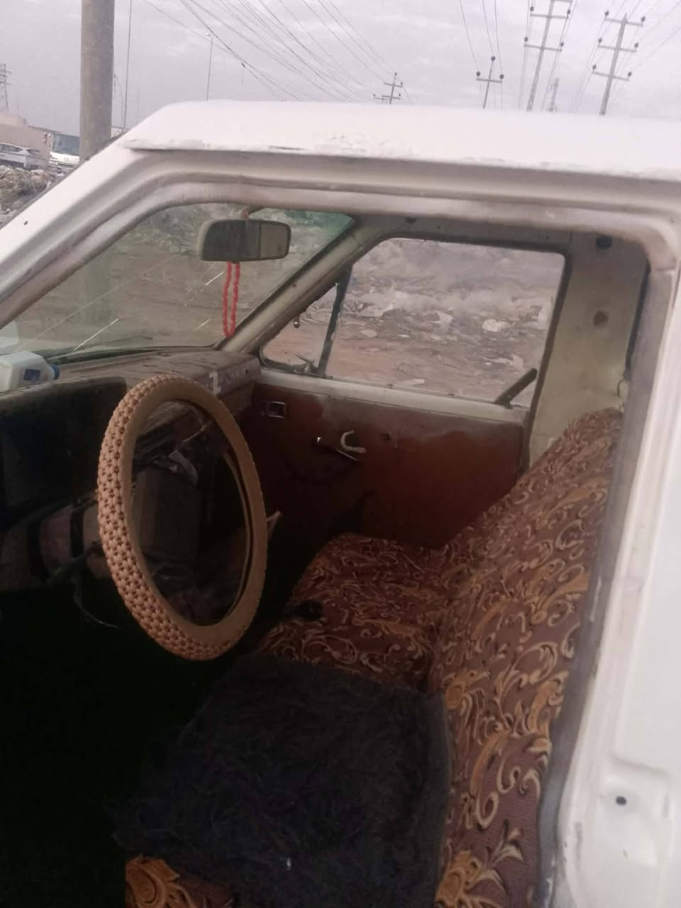 السلام عليكم سياره للبيع الرقم بغداد جير ومكينه وتايرات جدد الرقم***********
