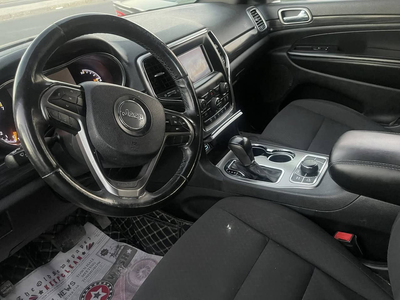 السلام عليكم 
جيب بلاك توب 
بغداد 
المكان بغداد للبيع 
***********
