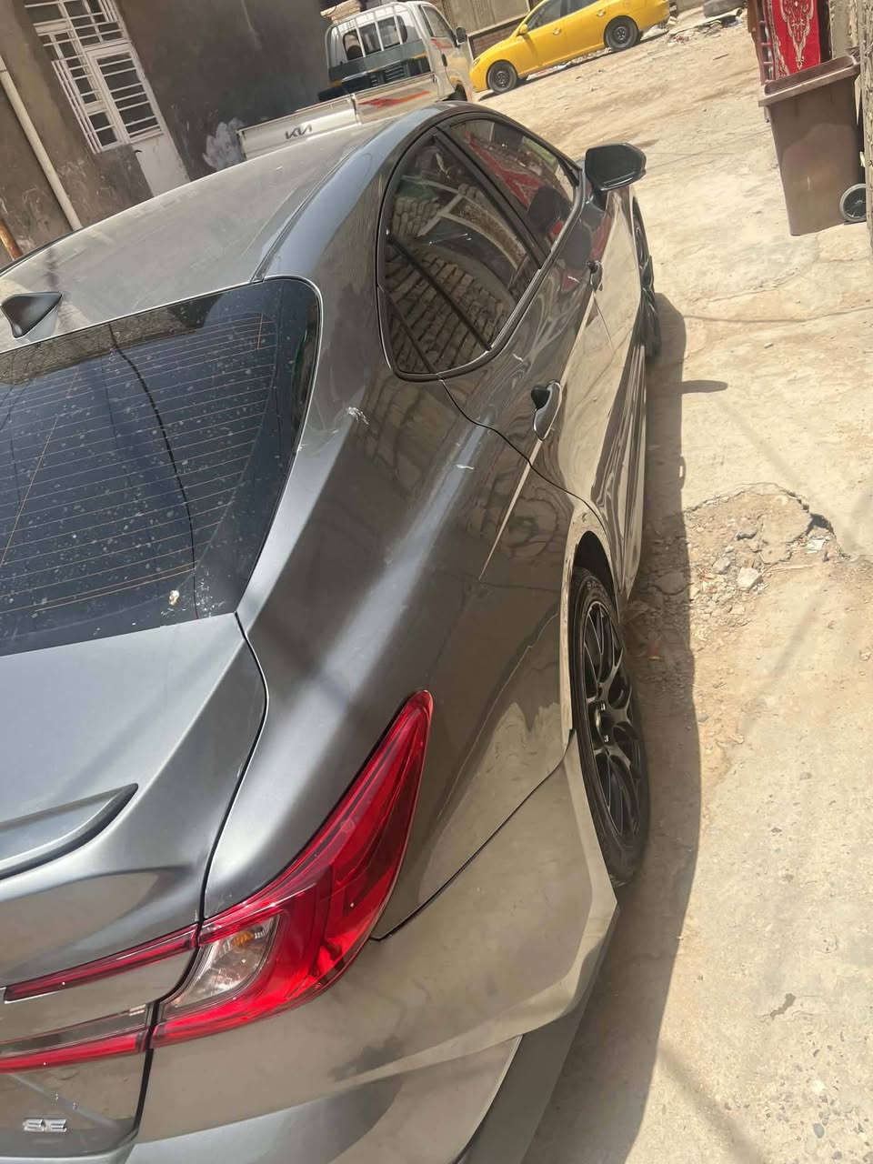 كامري هايبرد  Xse 2025وارد امريكي  الحادث كما موضح في الصور مكاني بغداد الجديده ***********
رقمه كامل 
السعر 240
وبيه مجال
