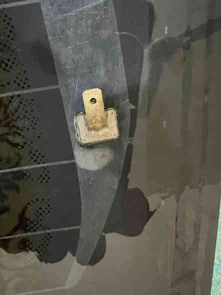 جام خلفي كومباس اصليه تفصيخ ام الهيتر ب ٣٥ الف جديده لوك عنوان بغداد البلديات ***********
