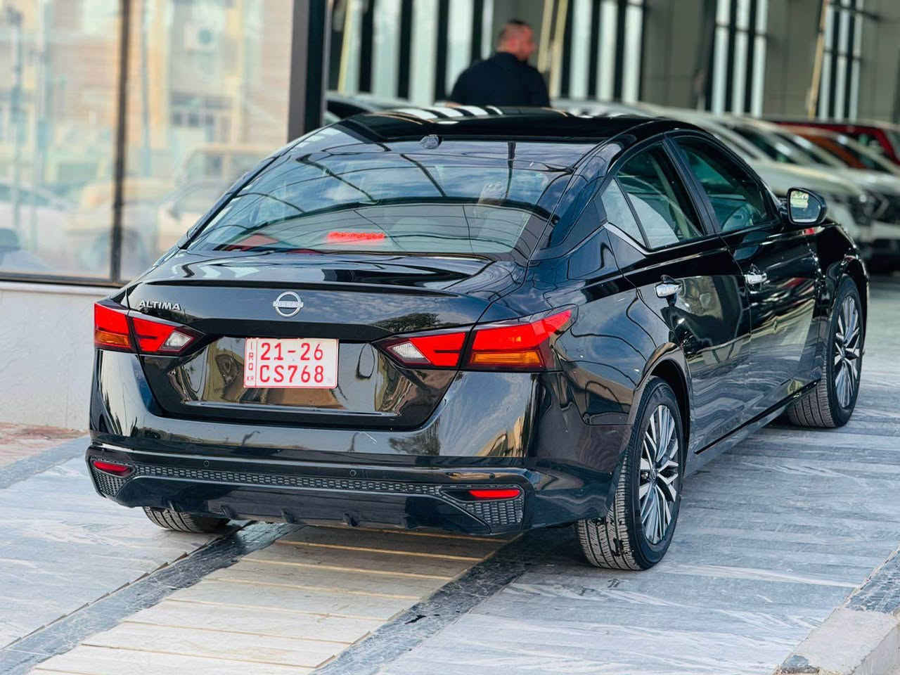 سلام وعليكم 
للبيع نيسان التيما 
موديل 2025
مواصفات. اس في 
بجم كبس 
بدون ايرباك 
ماشيه 18 ميل 
سياره جديده 
رقم كاتي يترقم شمالي فقط 
سونر مرفق 
ورقم شاصي موجود 

1N4BL4DV5SN351317

السعر.  بلاش 146.  ومجال
ديالى خانقين 
*********** خناقين, ديالى
