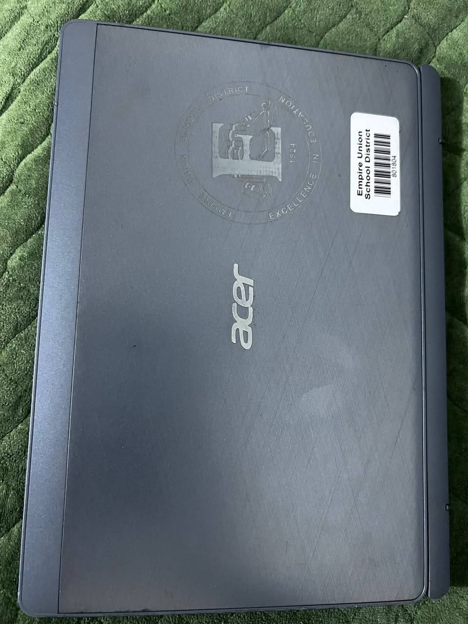 هارد ٦٤ رام ٤ حجم ١١ كواري ٣يجي ويا شاحن اصلي     دبل سبيكر   + تنفصل وتصير ايباد  +لمس نضام ويندوز الجيل 10


**إذا كنت صاحب هذا الإعلان وتريد حذفه لأي سبب، رجاءا أرسل رسالة إلى الدعم الفني**