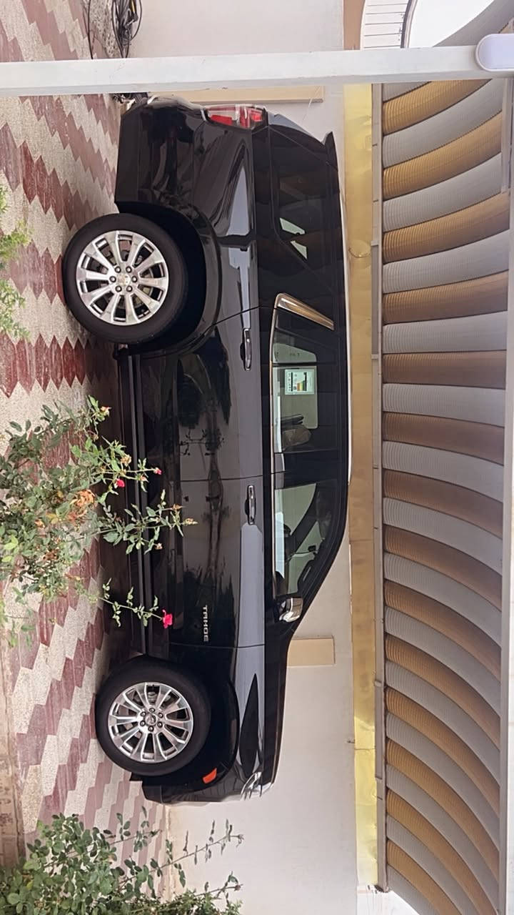 تاهو بريمير 2024 فوول جگات
مغلفه ppf ضمان 10 سنوات 

تحويل مباشر ب اسمي سنويه
بريمير وكالة خليجي علامه سوده 
اللون : اسود  ماشييه 30الف كم زيرووو وقابل للزياده
سياره مكفوله  بدون صبغ بدون حادث بدون رصعه
كل غراضه بلاديه موجوده

‏‎جكات كهرباء
‎ جكات تصعد وتنزل 
‎اربع كامرات
‎حجم المحرك : 5300 Cc
‎عدد الاسطوانات : 8 اسطوانات ( 8 سلندر )
‎المواصفات : 
‎* سقف بانوراما 
‎* المقاعد كهربائية تدفئة و تبريد
‎* مقصوره الركاب من الجلد الفاخر + خشب ملكي 
‎* شاحن وايرلس لاسلكي
‎* نظام الرؤيه : 5 كامرات رؤيه شامله ( BIRD VIEW )
‎* نظام التعليق مستقل
‎* كشنات ميموري خزن
‎* نظام الصوت BOSE سماعات عدد 10
‎* دوسات كهرباء + اناره LED
‎* نظام سحب مقطوره تحكم كامل + كامرة لرؤية المطوره
‎* داتا شو
‎* تشغيل بعد 
‎* 5 بصمات 
‎* تحديد مسار 
‎* لد امامي 
‎*مري شفط 
‎* 4 كامرات 360 درجه 
‎* رادار 
‎* جنطه ذكيه بلقدم تنفتح وتنسد 
‎* ويل كروم 22 حجم وعليها تخم تاير 
‎* شاشات خلفيه 
‎* جميع الكشنات كهرباء
‎* كشنات تدفئه تبريد 
‎* دوسات شفط 
‎* شاحن واير ليس
‎* ثلاجه 
‎* جميع المقاعد يوجد مخارج يوبي اس 
‎مكان :الرمادي 
‎ 
للاستفسار اكثر واتساب 
***********
