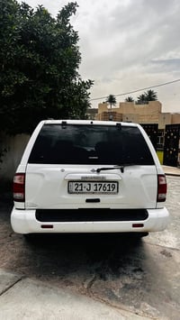 نيسان بافندر • ٢٠٠١ • سليمانيه