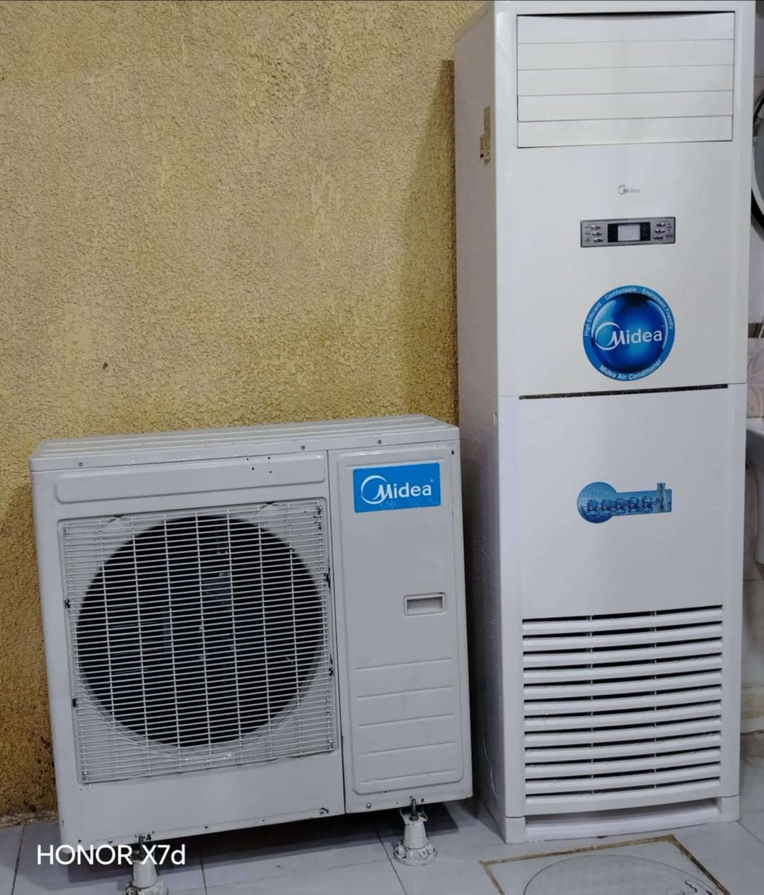 سبلت ميديا ٣طن نضيف غاز ٢٢
سبلت يورك ٣طن شركة توسات نظيف حيل مامشتغل هواي سعر الواحد ٧٥٠
***********
***********
