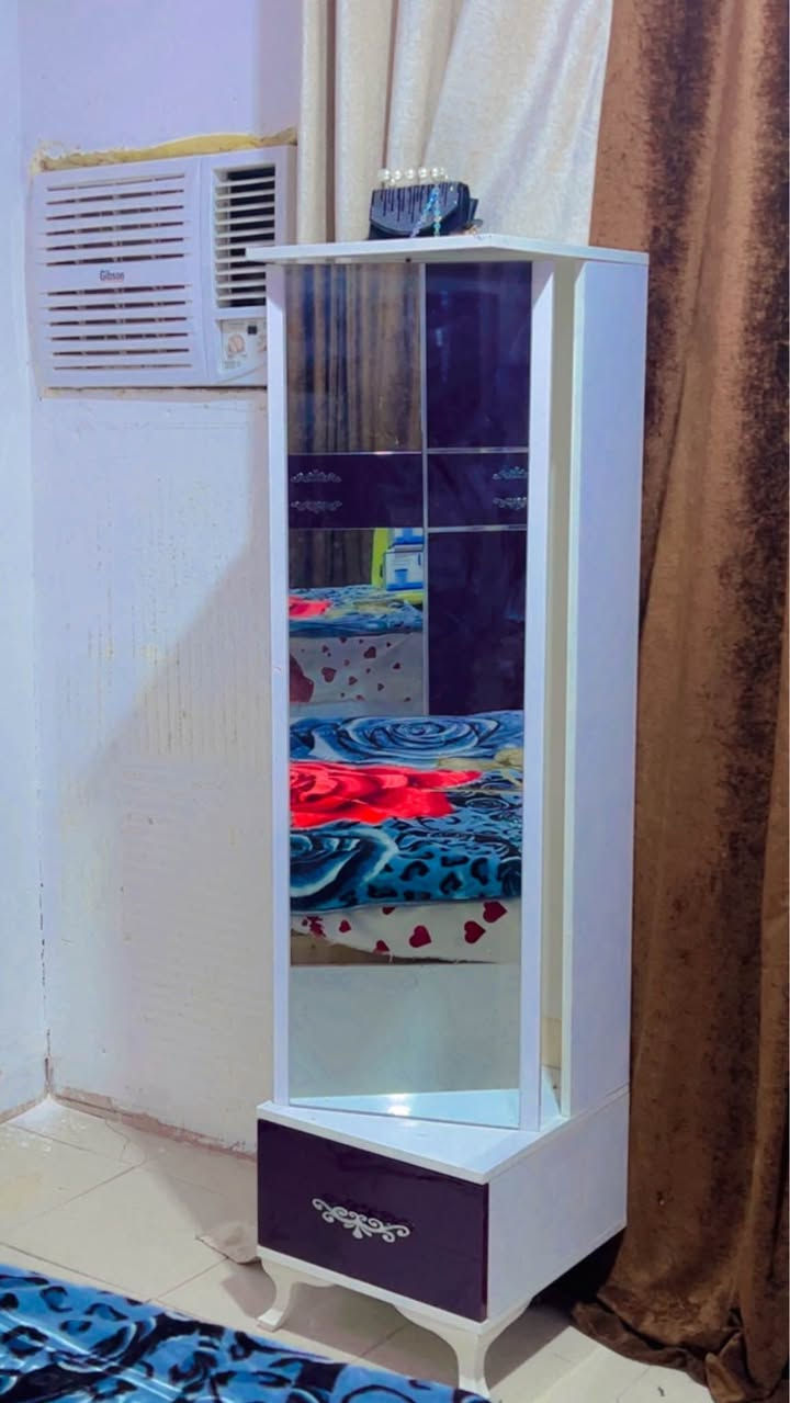 غرفه للبيع ١٢٥ الف مستعجلين عليها 
ديوانيه ديوانية, القادسية


**إذا كنت صاحب هذا الإعلان وتريد حذفه لأي سبب، رجاءا أرسل رسالة إلى الدعم الفني**