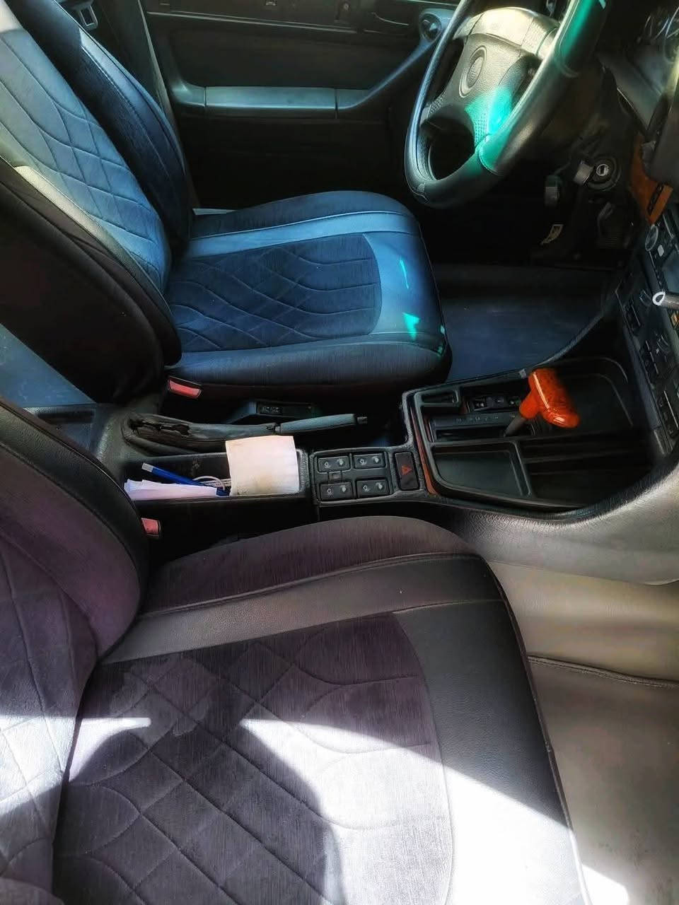 للبيع بي ام دبليو
BMW 735
1991
محرك ٣٥٠٠ مفتوح
كير و محرك مكفوله و بدون تبخير و على الفحص
مصبوغة عام جمالية
سنترال لوك 
سلايت رووف(تنتة)
تبريدها ثلج بريفيا
عضمتها كلش نضيفة
رزانة ، و ترايها وين ما تريد 
رقم انكليزي انبار و باسمي
سنوية عظم عاج
مكانها الرمادي المركز
رايدها ب$ 65
بيها مجال بسيط جدا للشراي
السيارة باسمي و تحويل ثاني يوم
***********
