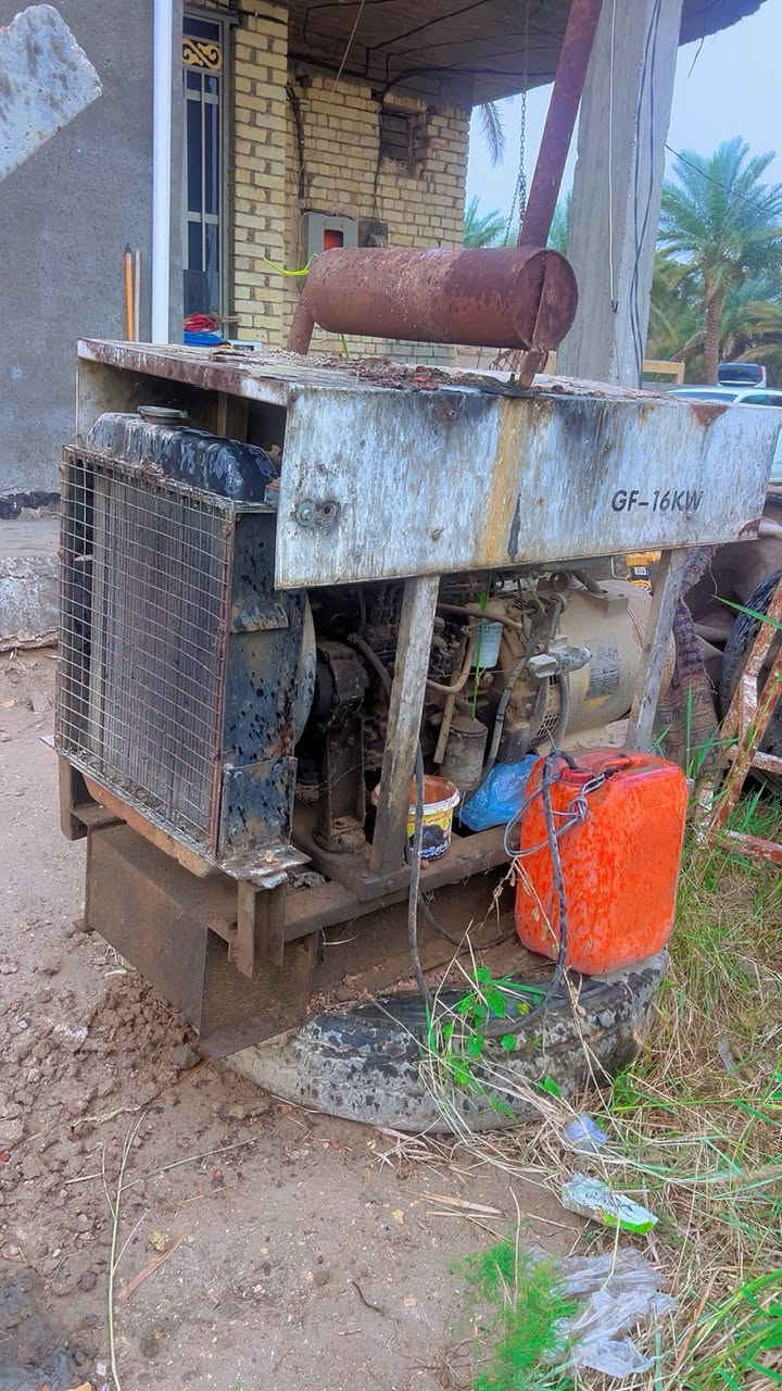 بيركنز ٣٠كيفي ثري فيز ١٢٠امبير ٤اسلندر استخدام للبيت فقط نقص باتري فقط للبيع الاستفسار على رقم ***********
