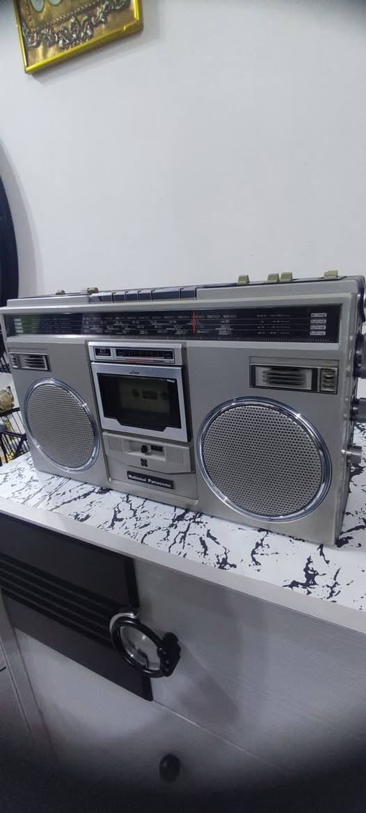 سلام عليكم 
راديو مسجل عدد اثنين الرصاصي نضيف جدا بدون اف ام والذهبي اف ام نضافه كما موضح بالفيديو سعر الاثنين ١٦٠ الف


**إذا كنت صاحب هذا الإعلان وتريد حذفه لأي سبب، رجاءا أرسل رسالة إلى الدعم الفني**