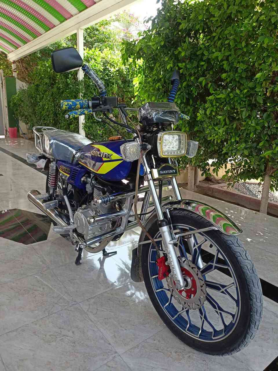 يالله موطور للبيع سونك موديل 2024بي اوراق،منفيس،فقط  بعده  زيرو  السعر 725وبي مجال بسيط    العنوان الرمادي رقم الهاتف***********
