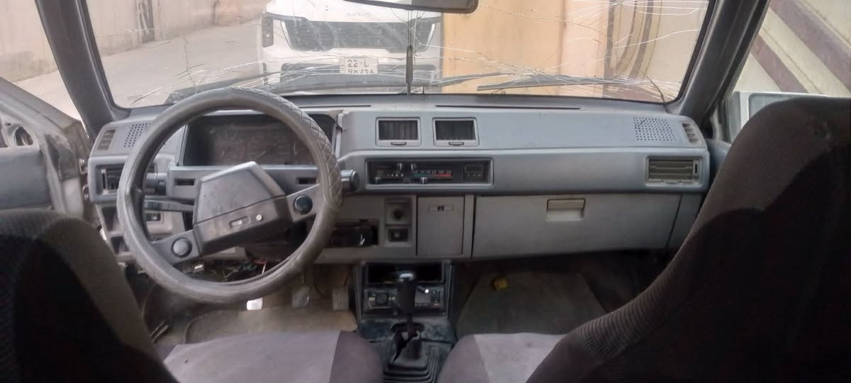 ميتسوبيشي لانسر موديل 1991 شرط گير و محرك السعر 17 ورقة و بيها مجال قليل
***********
*********** واتساب
