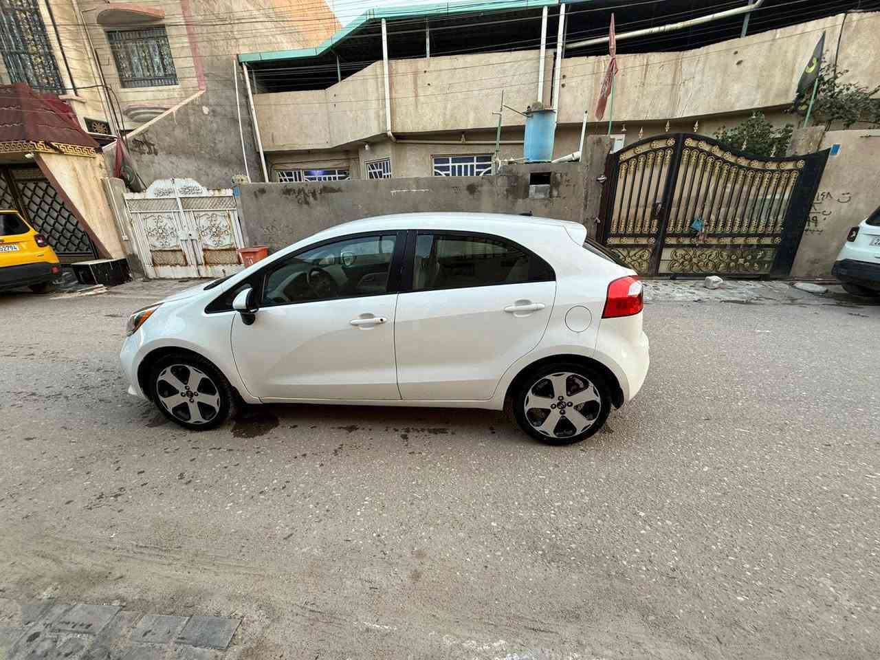 السلام عليكم كيا ريو موديل 13 وارد امريكي محرك 1600 رقم بصره مشروع وطني سنويه لل 29 بيهه جاملغ وبنيد
بدون دواخل السياره جاهزه من كلشي السعر 77 اتصال او واتساب ***********
