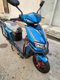 دراجه شحن 6 بطاريات وضع شركه فول مواصفات أربع نمر سرعته 99 شرط نظافه ش...