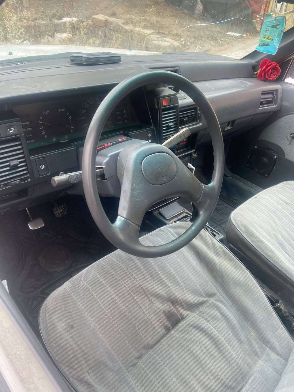 نيسان صني موديل ١٩٨٩ كربون شرط الوكالة وتحويل سعر ٢٢ ***********
