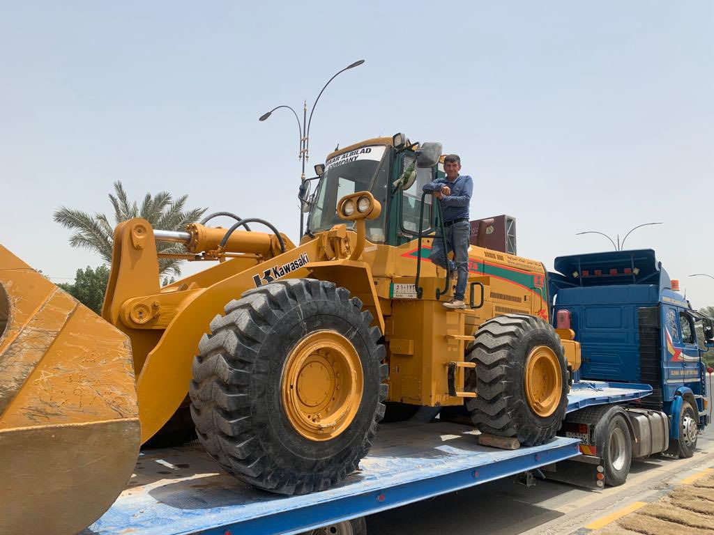 سلام عليكم شفل حجم ٨٥ موديل ٩٨ جاهز للعمل 
رقم بغداد الجديد سنويه جديده باسمي
مكان بصره ***********
