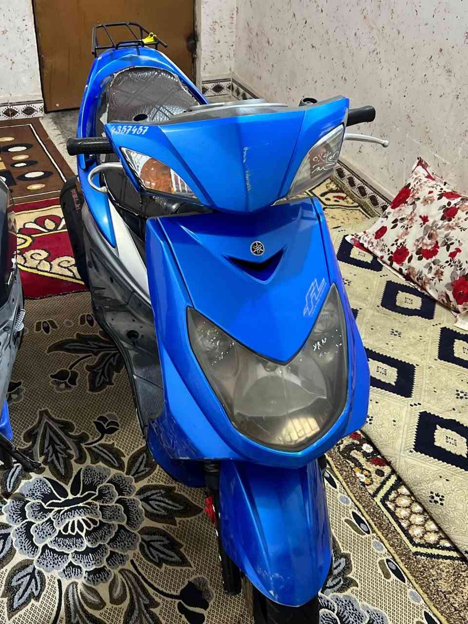 سلام وعليكم اخوتي
دراجه سكنس نوزل 
كهربائيات كلها شغاله
سلف وهندر /فقط لباتري ضعيف
كلجات امامي وخلفي ليوم شادهن وقايش ومجمع هندر كله جديد/دهن جديد 
دراجه حلوه وخير من الله 
حته العده مال حاويه وياها ولمرايات
دراجه كامله مابيها اي نقص وبلعافيه ع لياخذها
نقص فقط شاشه/وباتري ترايك وين ميعجبك
واسعار النوزل معرفه لحد يكسر بلدراجه رجآ
لسعر ٦٥٠ وبيها مجال /رقمي‏‪***********‬‏/بي واتساب
ولشراي بي خير ويدلل
