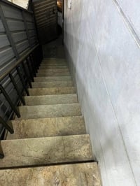 🏡 للإيجار في السيدية 🔹 بيت طابق أول بمساحة 180 م²، بناء جديد ومعزول عز...