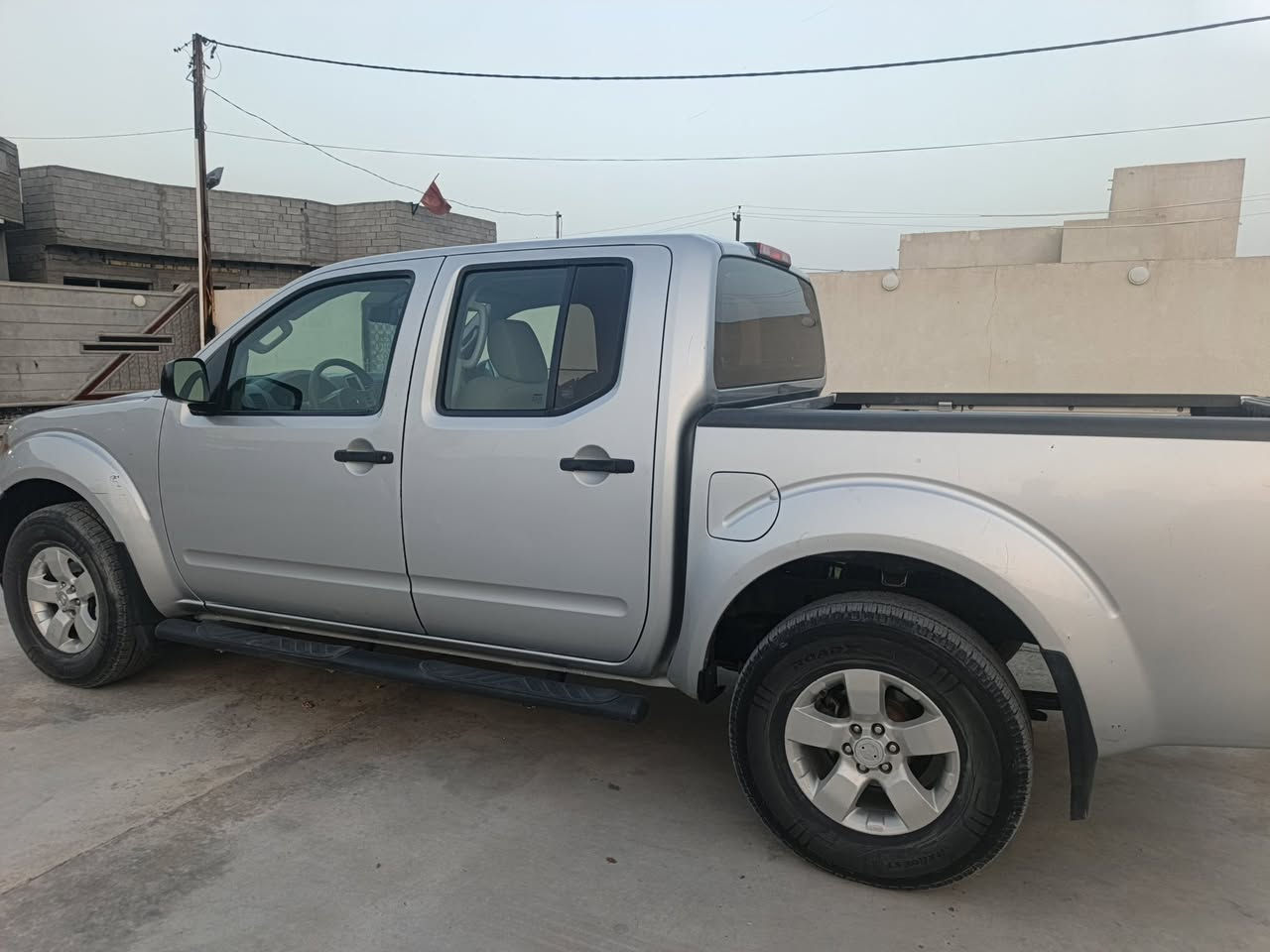 نيسان فونتيرا موديل 2013 سياره وارد امريكي بدون ضرر رقم بغداد محول سنويه انكليزي باقي عل استلام شرط تحويل سياره ماشيه 138 الف ميل  مكان السياره بصره الزبير سعر 120 وبي مجال     ... ***********

