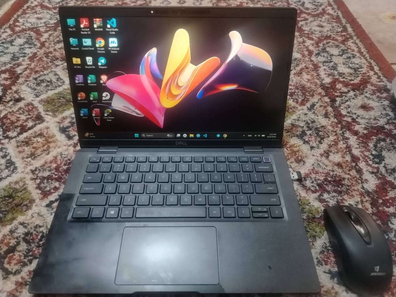 💻 للبيع: Dell Latitude 7420 Touch (مستعمل) 📍 الحالة: مستعمل ونظيف
🔹 المواصفات:
الموديل: Dell Latitude 7420
الشاشة: 14 إنج Touch (لمس)
الدقة: FHD 1920×1080
نوع الشاشة: IPS
المعالج: Intel Core i7 الجيل الحادي عشر (11th Gen)
الرام: 32GB
الخزن: SSD 512GB
كرت الشاشة: Intel مدمج
نظام التشغيل: Windows
معدل التحديث: 60Hz
اللون: أسود
✅ مناسب للشغل، الدراسة، البرمجة، والأعمال المكتبية الثقيلة. ✅ أداء سريع بفضل معالج i7 ورام 32GB وSSD.
💰 السعر المطلوب: 550,000 دينار ⚠️ السعر قابل للتفاوض للجادين فقط.
📩 للاستفسار أو المعاينة راسلني خاص.


**إذا كنت صاحب هذا الإعلان وتريد حذفه لأي سبب، رجاءا أرسل رسالة إلى الدعم الفني**